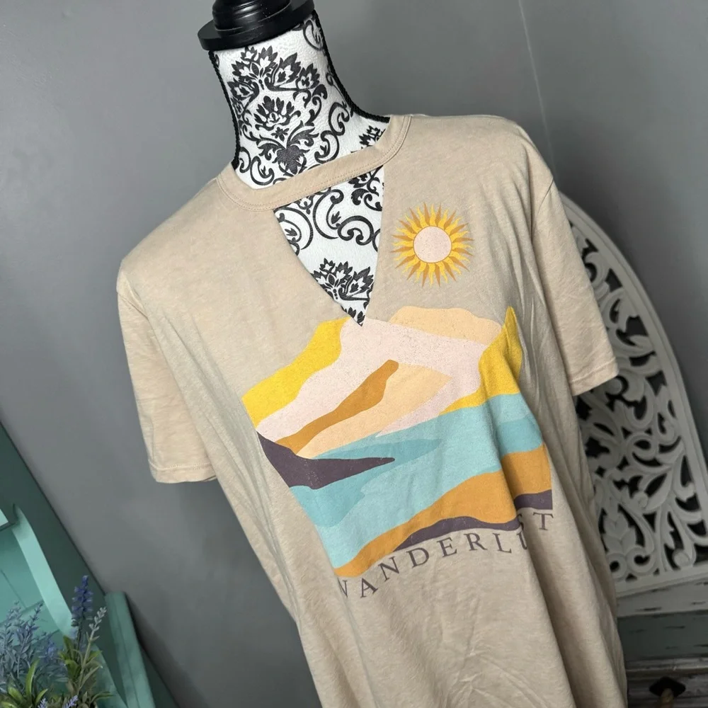 Maurices Oversized Keyhole Wanderlust Graphic Tee Size Large Boho Travel - Picture 3 of 12